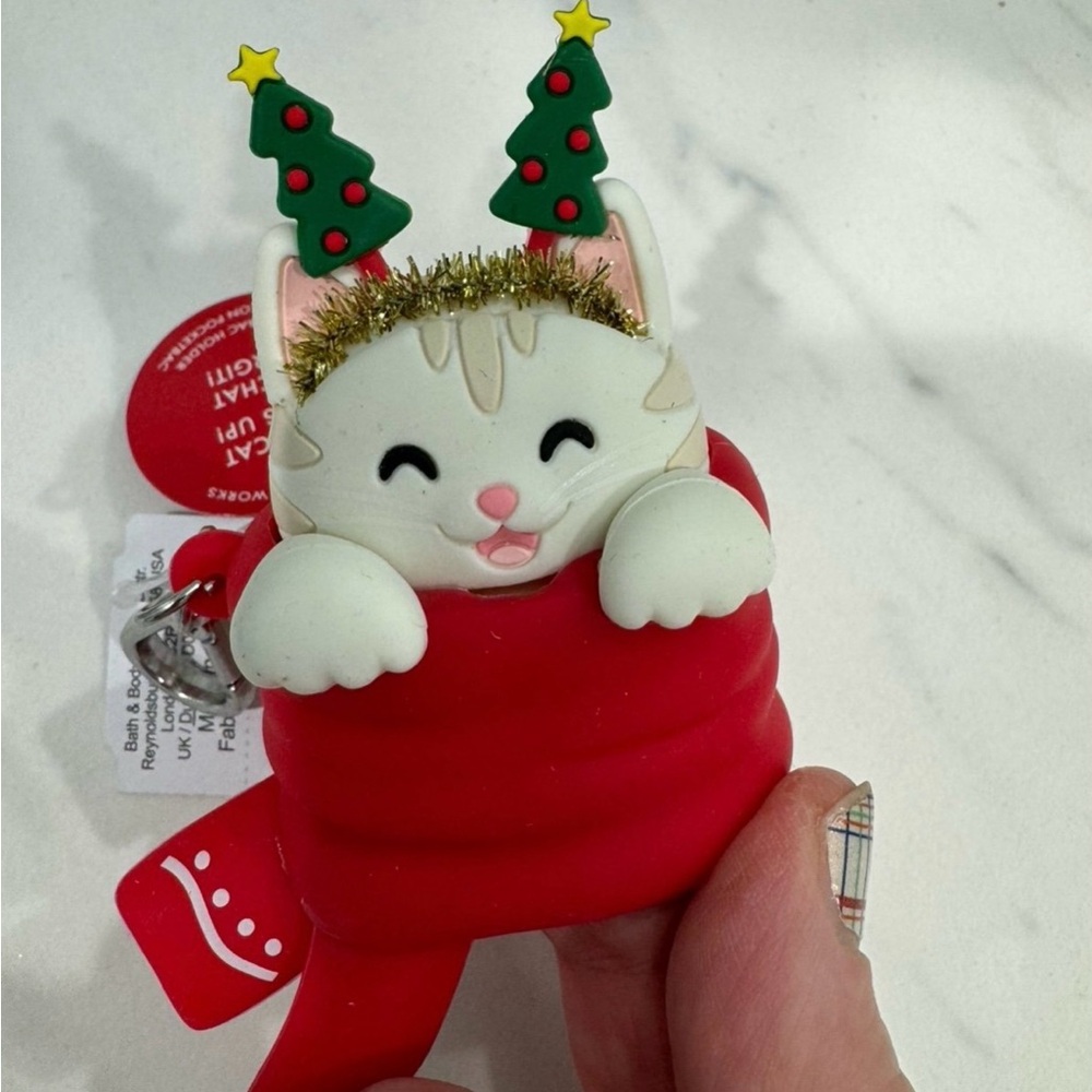 NEW Bath & Body Works Holiday Kitty Cat Pop Up PocketBac Holder Key Chain - Picture 3 of 7